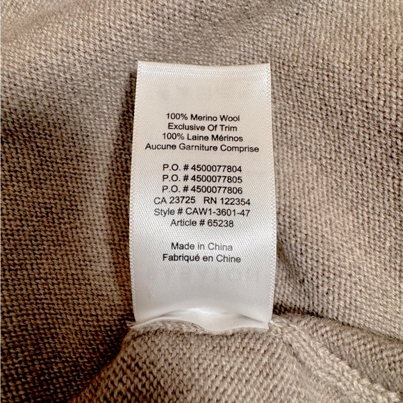 Aritzia Babaton Merino Wool Oversized Sweater Side Slits Size Small - Picture 6 of 6